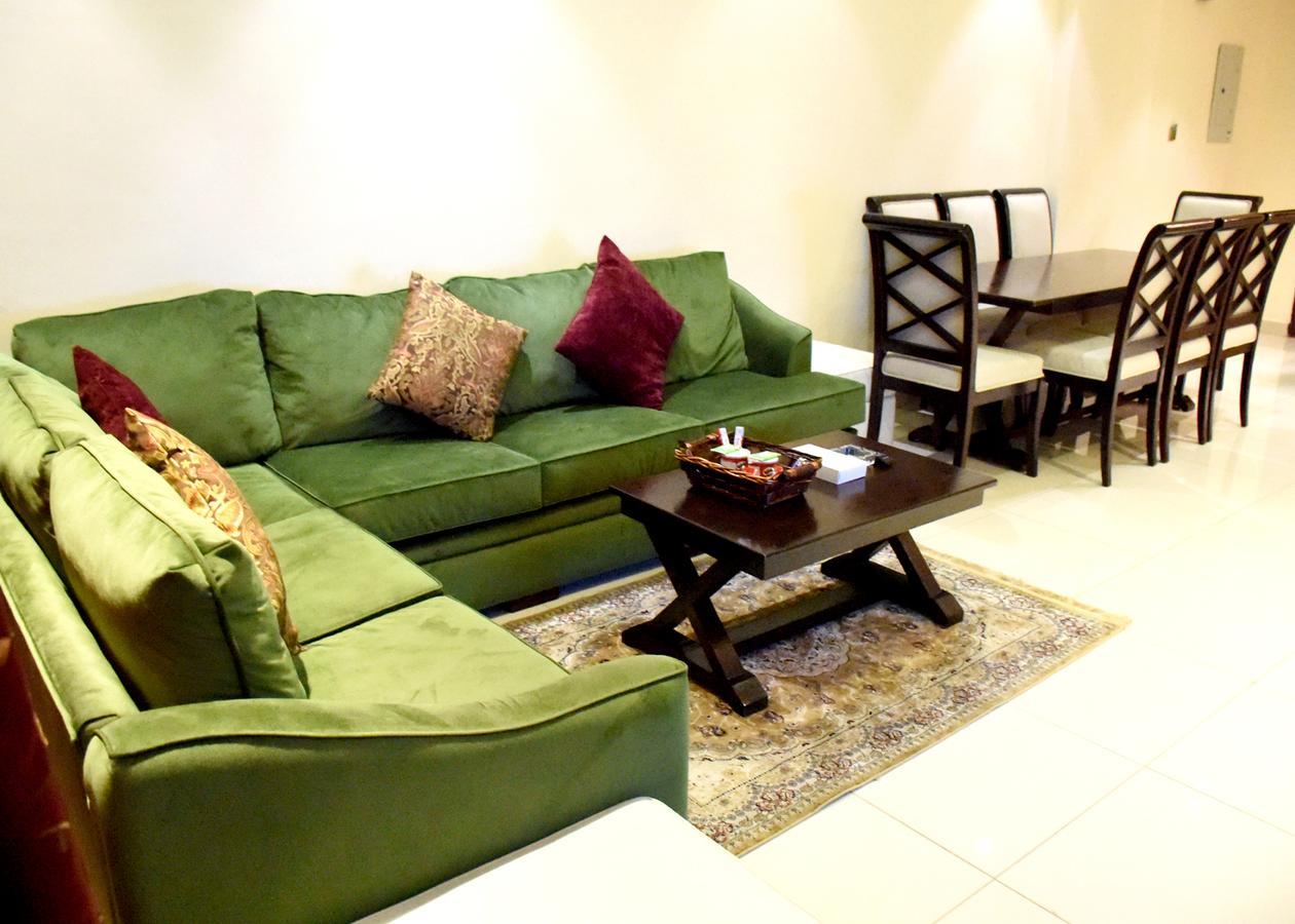 Procare Apart Hotel Jeddah Bagian luar foto