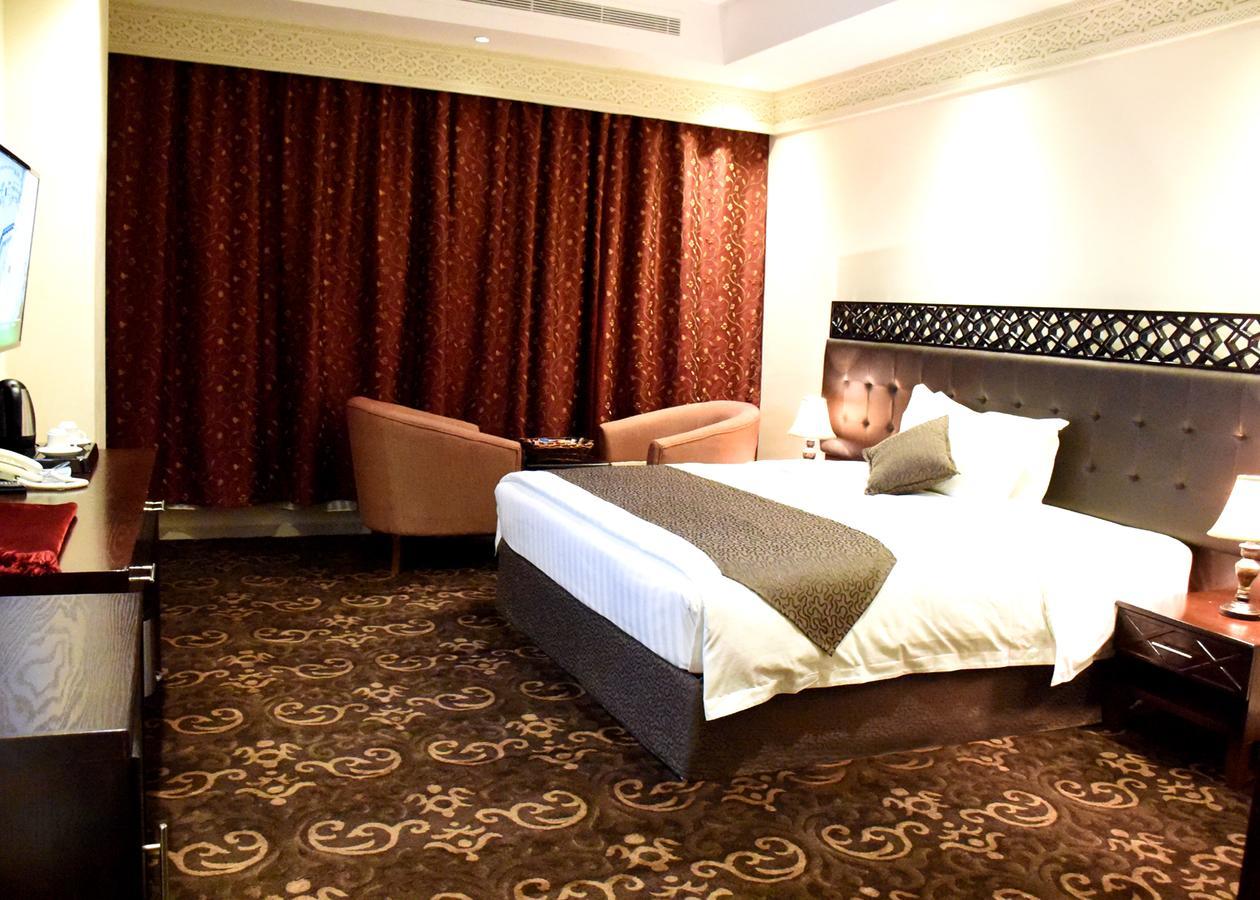 Procare Apart Hotel Jeddah Bagian luar foto